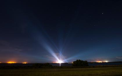 View image for Floodlights Illuminate Orion & Delta IV Heavy